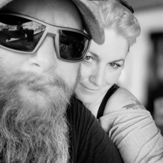 Howl & Clementine OnlyFans | @howlandclementine review (Leaks, Videos