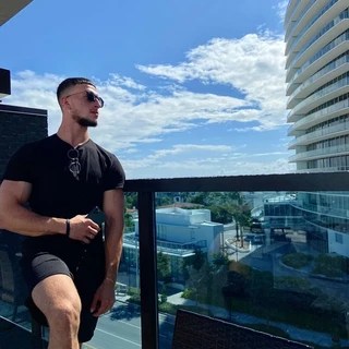 Dave OnlyFans | @hugemasterd review (Leaks, Videos, Nudes)