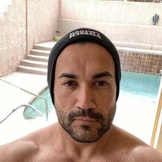 Derek OnlyFans | @illicitderek review (Leaks, Videos, Nudes)