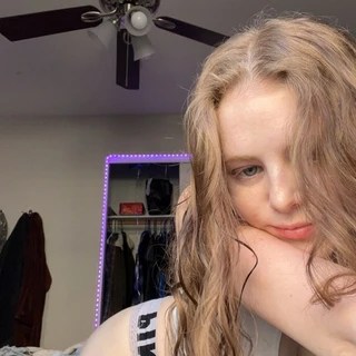 Izzy! OnlyFans | @izzysclub review (Leaks, Videos, Nudes)