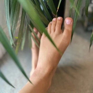 Feet Foot OnlyFans | @kissyfeetys review (Leaks, Videos, Nudes)