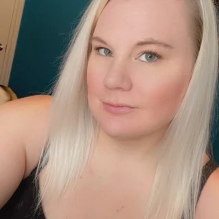 Kitty T OnlyFans | @kittyt25 review (Leaks, Videos, Nudes)