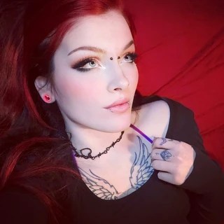 Laylah Red OnlyFans | @laylah_red_69 review (Leaks, Videos, Nudes)