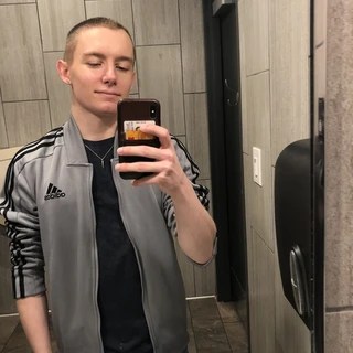 Leo Frost OnlyFans | @leofrost review (Leaks, Videos, Nudes)