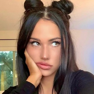 Lindsey OnlyFans | @lindseygroll review (Leaks, Videos, Nudes)