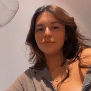 Livvy OnlyFans | @livvyvee review (Leaks, Videos, Nudes)