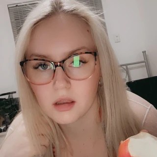 Discover 30 Curvy, Fat, Pregnant OnlyFans accounts to subscribe. Scroll