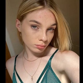 𝐌𝐞𝐥𝐚𝐧𝐢𝐞 OnlyFans | @melanie_777 review (Leaks, Videos, Nudes)