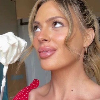 Danielle Sellers OnlyFans | @moredeliciousdanielle review (Leaks