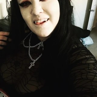 Ravana De Carlo OnlyFans | @pumpkin_spice_vampire review (Leaks, Videos