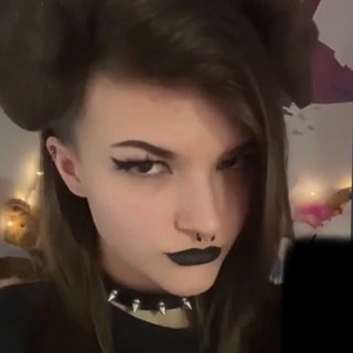 Evelyn! OnlyFans | @puppyteeth review (Leaks, Videos, Nudes)