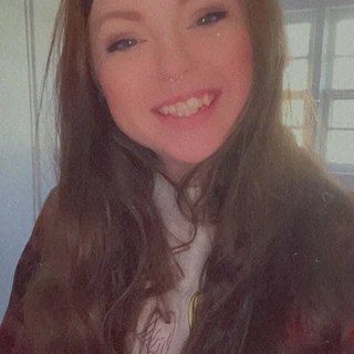 Emma OnlyFans | @red_em review (Leaks, Videos, Nudes)