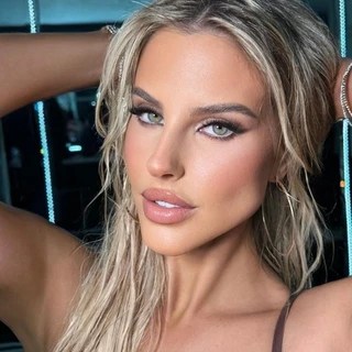 Renee Richards OnlyFans | @reneerichards review (Leaks, Videos, Nudes)