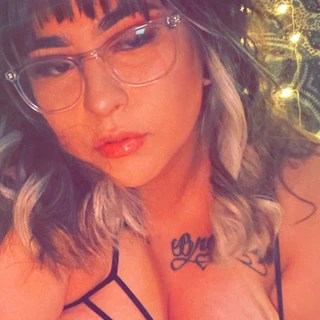 Rosa OnlyFans | @rosa555 review (Leaks, Videos, Nudes)