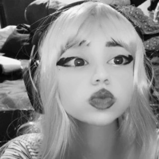 𝐿𝒾𝓈𝒶 OnlyFans | @shinylisa review (Leaks, Videos, Nudes)