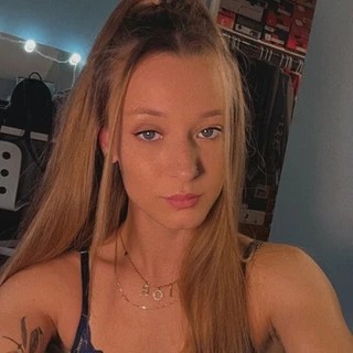 Sierra OnlyFans | @sierrawarfield review (Leaks, Videos, Nudes)