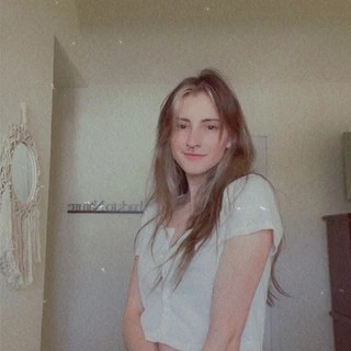 Chloe OnlyFans | @strawberrychloe review (Leaks, Videos, Nudes)