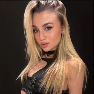 Kris Kiss OnlyFans | @sweetkrisss review (Leaks, Videos, Nudes)