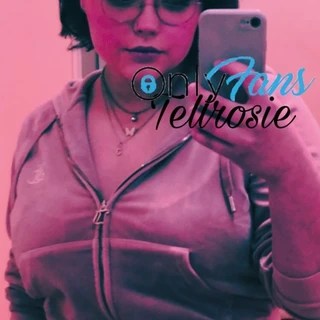 Rosie OnlyFans | @tellrosie review (Leaks, Videos, Nudes)