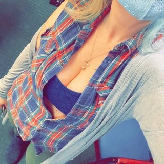 Olivia Rose OnlyFans | @theboobtender review (Leaks, Videos, Nudes)