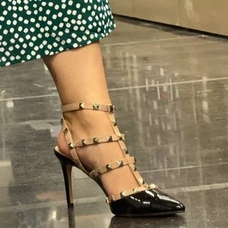 The Classy Feet OnlyFans | @theclassyfeet review (Leaks, Videos, Nudes)