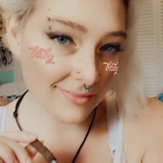 Shay OnlyFans | @theonlyshayraven review (Leaks, Videos, Nudes)