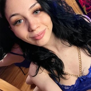 Petite Sofia Kiss OnlyFans | @thesofiakiss review (Leaks, Videos, Nudes)