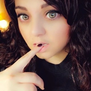 Thighs n Eyes OnlyFans | @thighsneyes review (Leaks, Videos, Nudes)