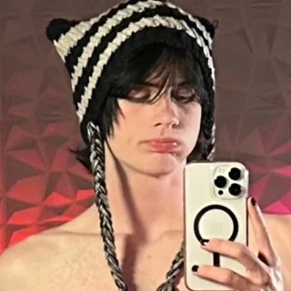 tris OnlyFans | @trxisxtanx review (Leaks, Videos, Nudes)