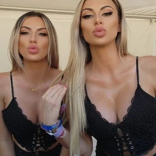 Twin Sisters OnlyFans | @twinpranks review (Leaks, Videos, Nudes)