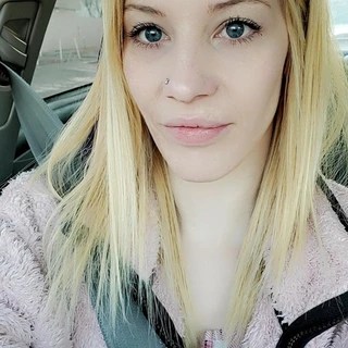 Blonde Queen OnlyFans | @u130140363 review (Leaks, Videos, Nudes)