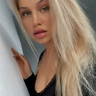 Amelie OnlyFans | @u170600431 review (Leaks, Videos, Nudes)