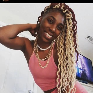 SLIM THICC OnlyFans | @yarrelllive review (Leaks, Videos, Nudes)