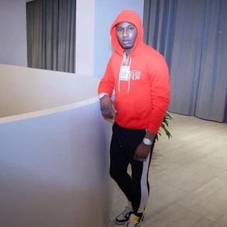 YoungGoldie OnlyFans | @younggoldie review (Leaks, Videos, Nudes)