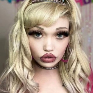 Emily Snow OnlyFans | @yourfetishdoll review (Leaks, Videos, Nudes)