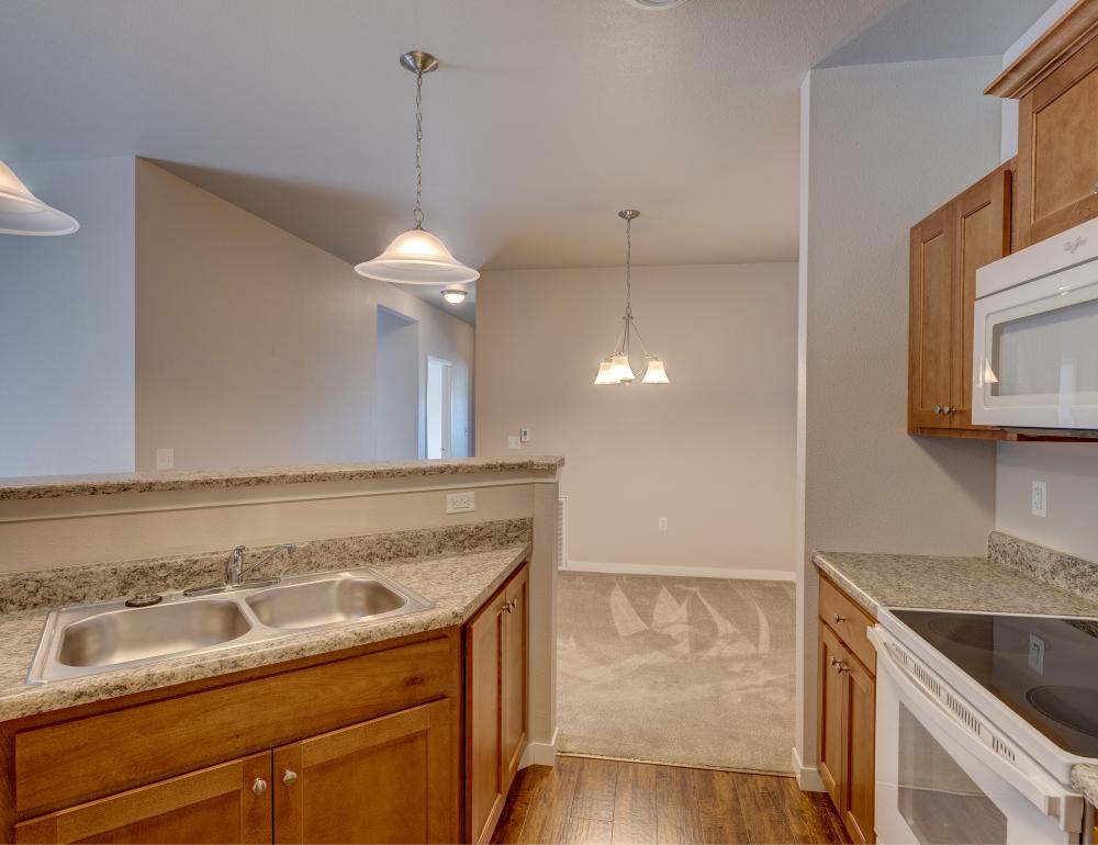 Photos Creekside Estates Spearfish, SD Apartments