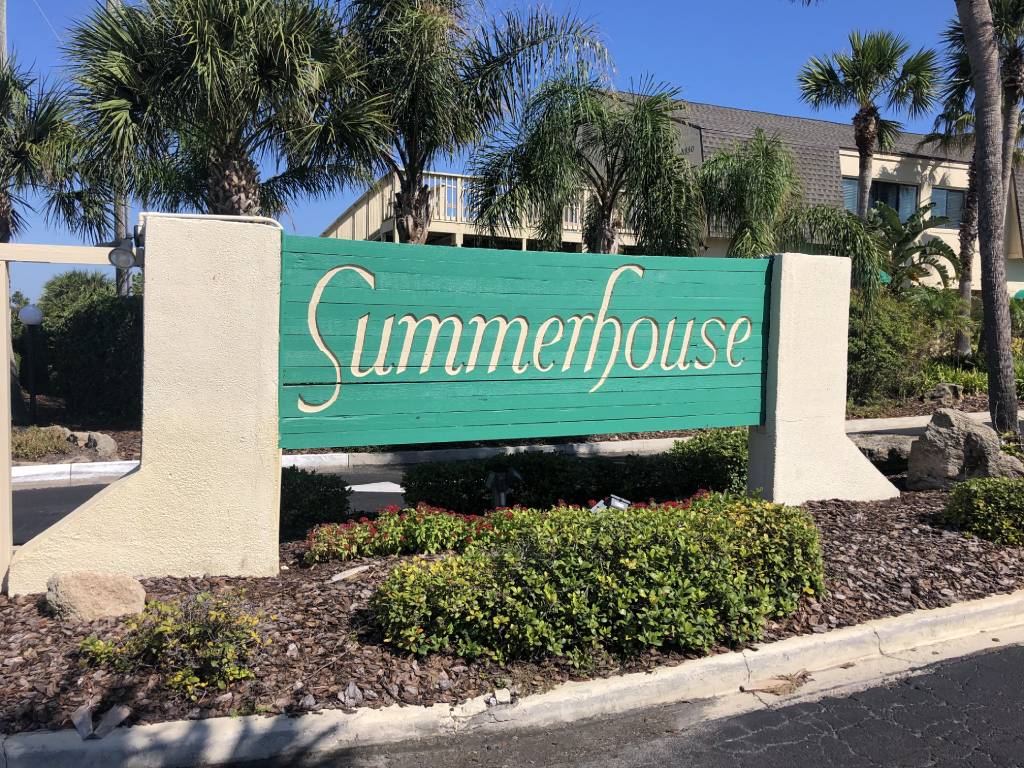 Summerhouse Condos for sale Crescent Beach Realty