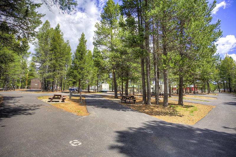 Crescent Junction RV Park Experience the beauty of Crescent Lake
