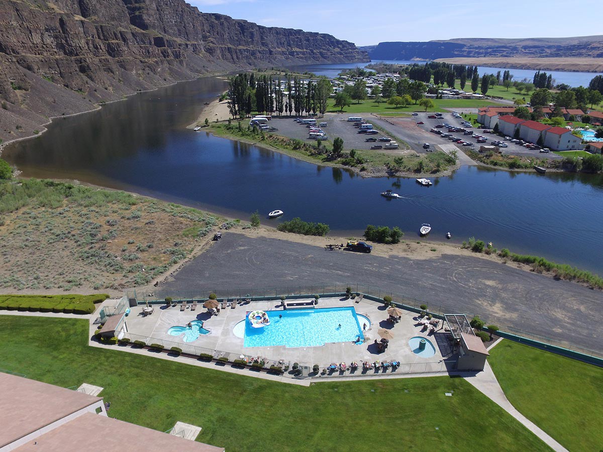 Crescent View Condominium Trinidad WA