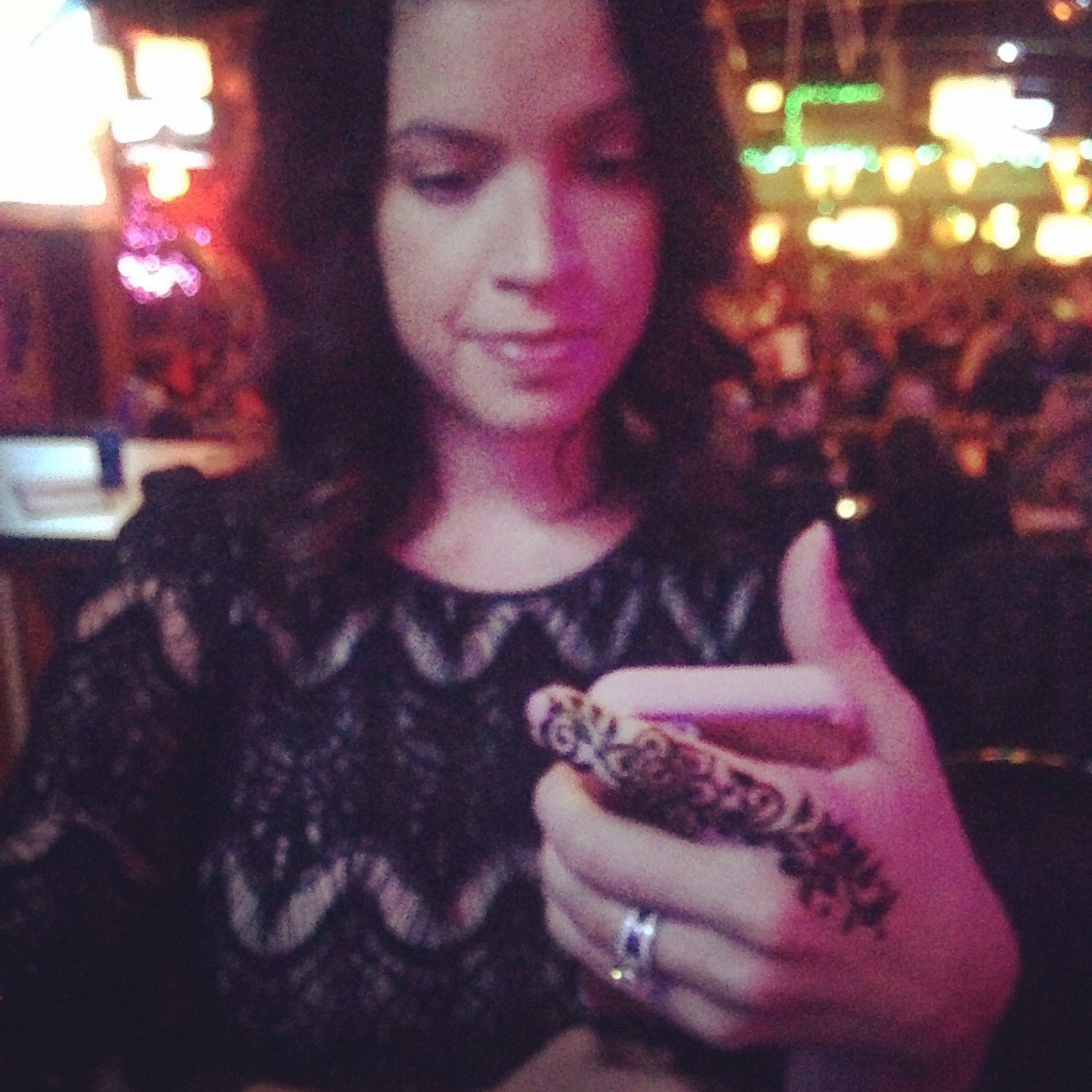 Hire Mehndi Made Memories Henna Tattoo Artist in