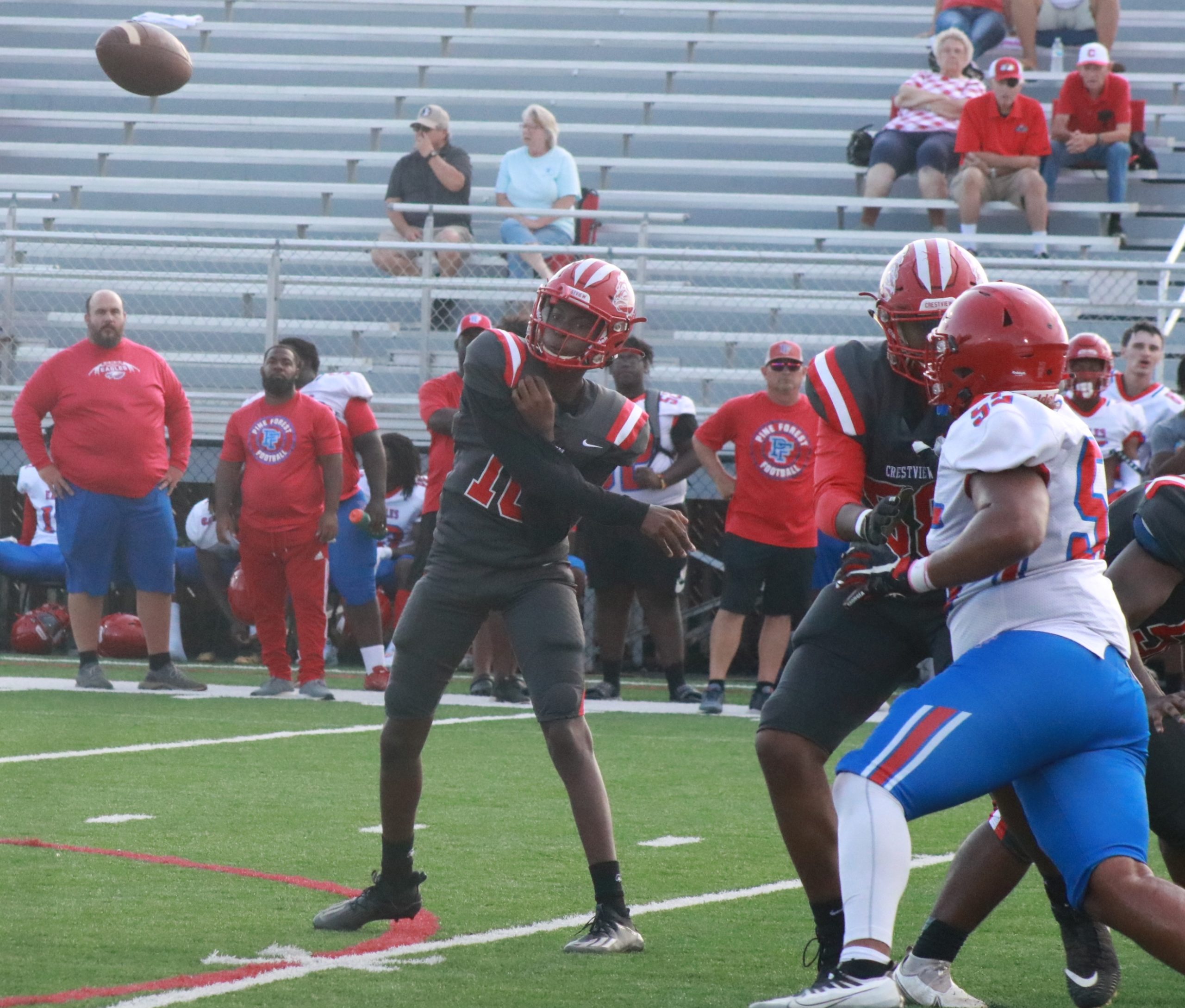 Bulldogs perform well in spring jamboree Crestview News Bulletin