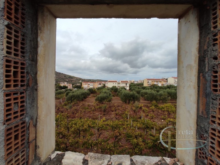 Six Houses 15 Minutes From Heraklion For Sale in Kounavi Crete