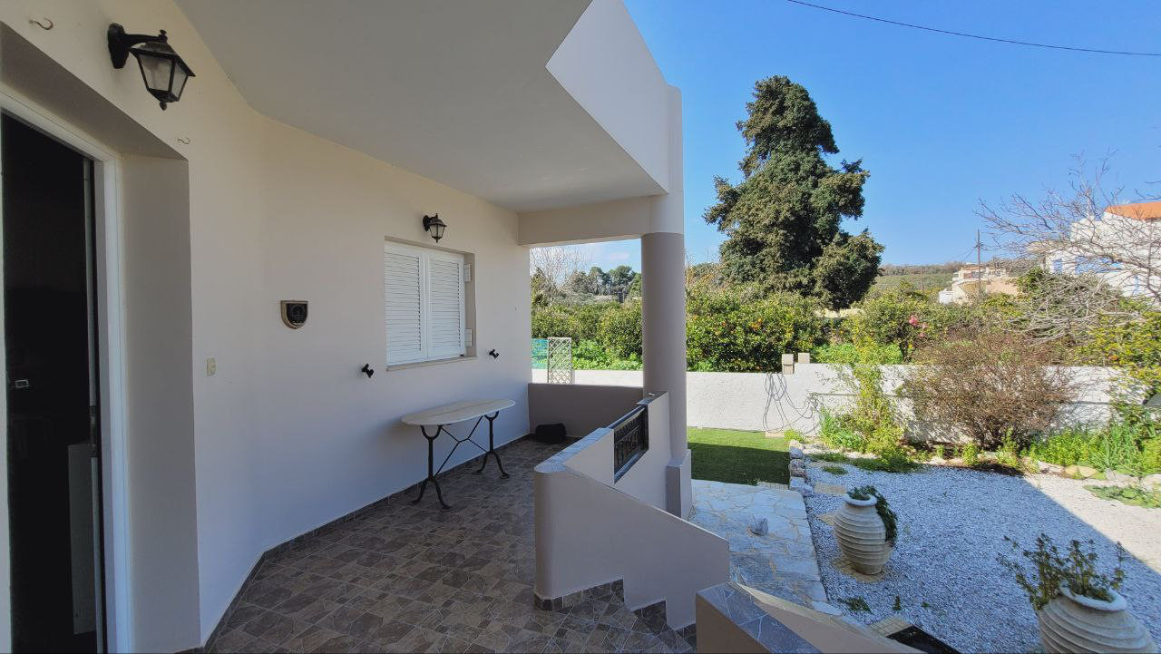 HOUSE IN THE CENTRE OF KALYVES Crete Expert