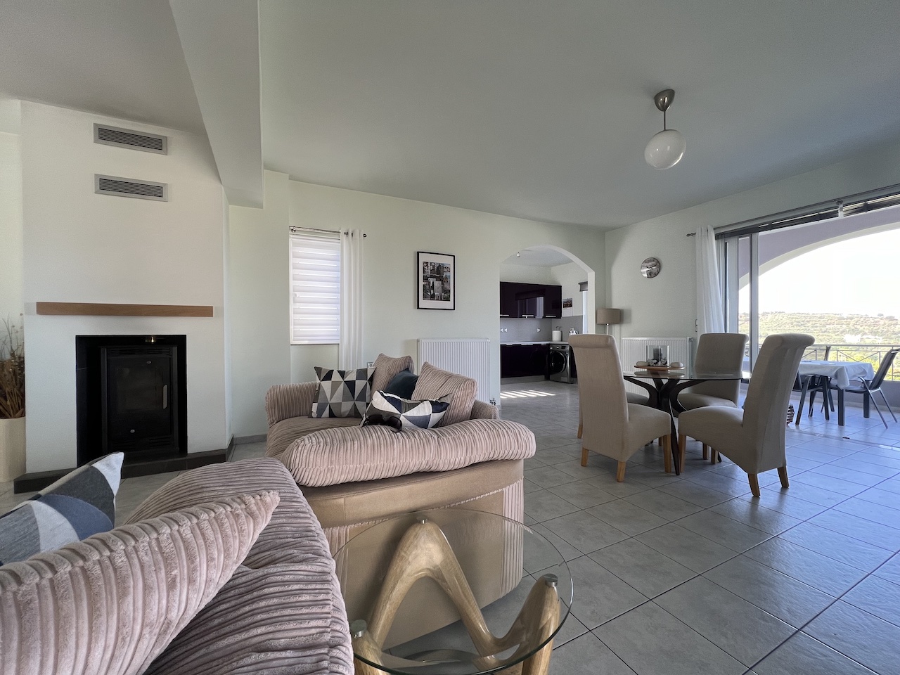 FOR SALE LOVELY HOUSE WITH AMAZING MOUNTAIN VIEW