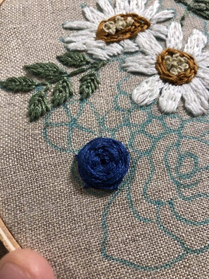 How to Embroider Roses [6 Different Ways] Crewel Ghoul