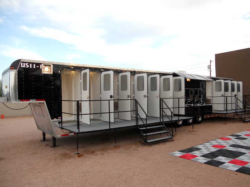 showers_large3 Crewzers Base Camp Emergency and Disaster Relief