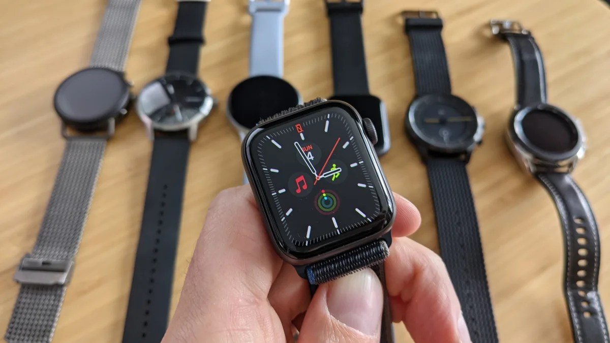 AlwaysOn Display Smartwatch 7 Best Smartwatches For Every Budget