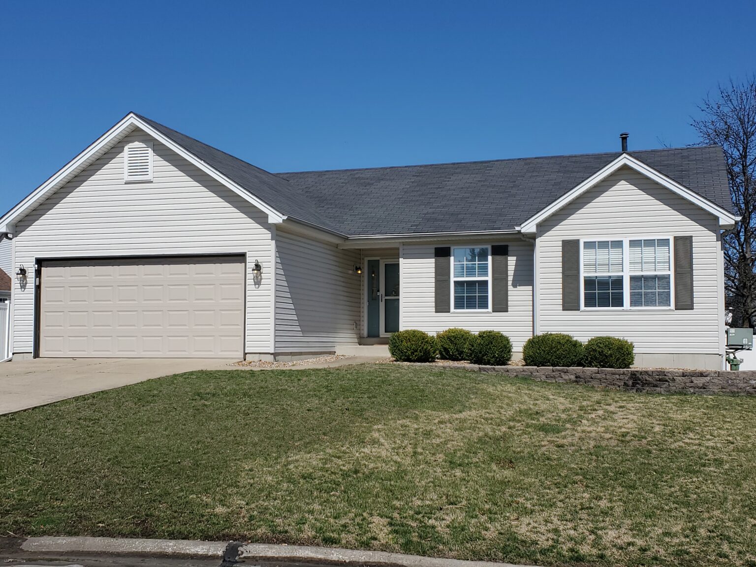 3 Windsor Chair Ct. Cribbin Realty