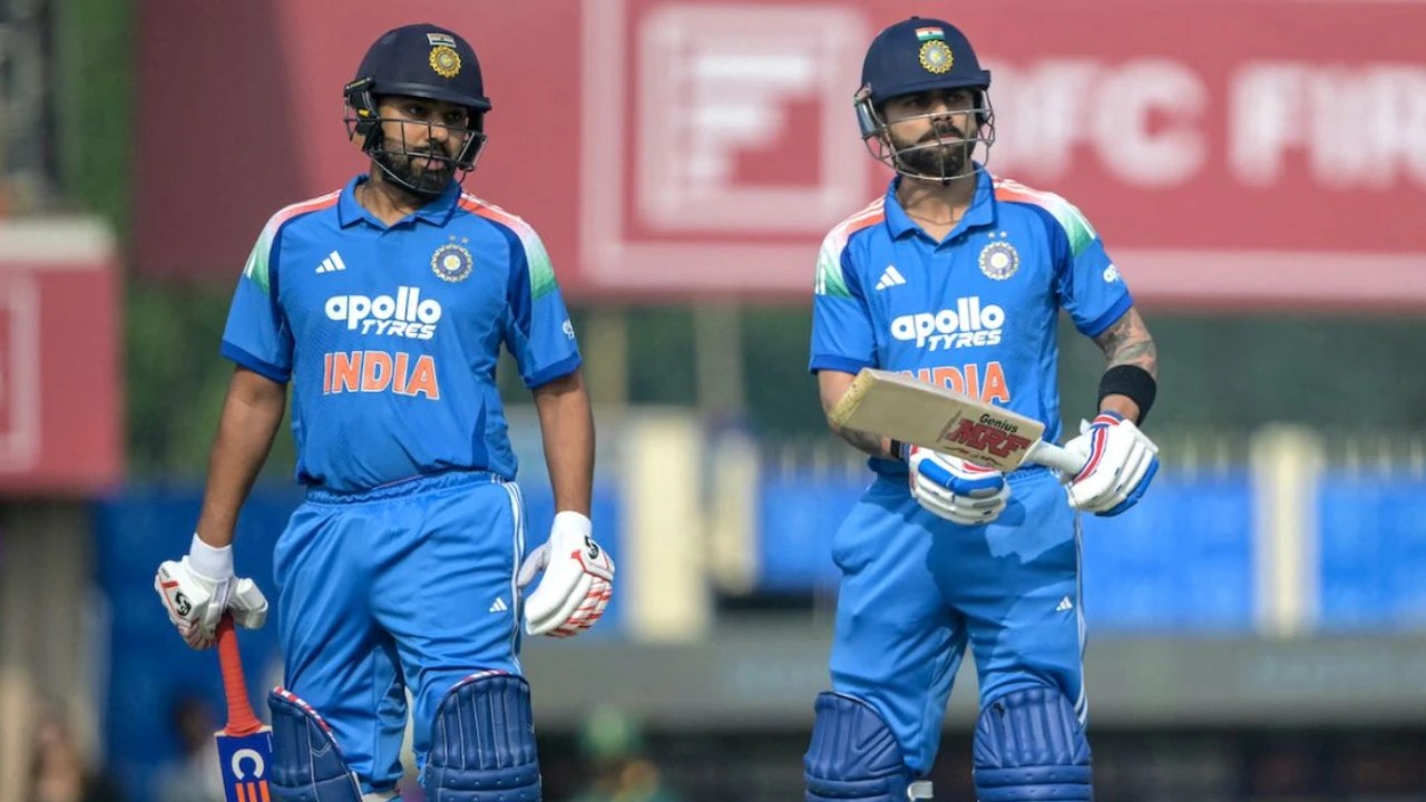 Sunil Gavaskar sends Ajit Agarkar bold message on Rohit Sharma, Virat Kohli’s 2027 World Cup participation Sunil Gavaskar sends Ajit Agarkar bold message on Rohit Sharma, Virat Kohli’s 2027 World Cup participation