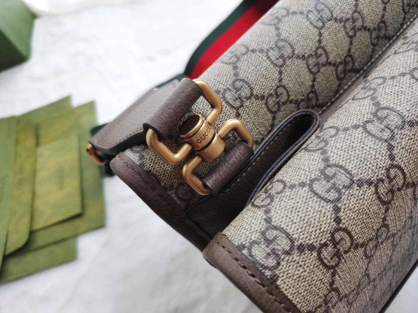 GUCCI Neo Vintage Messenger Bag CRIS & COCO